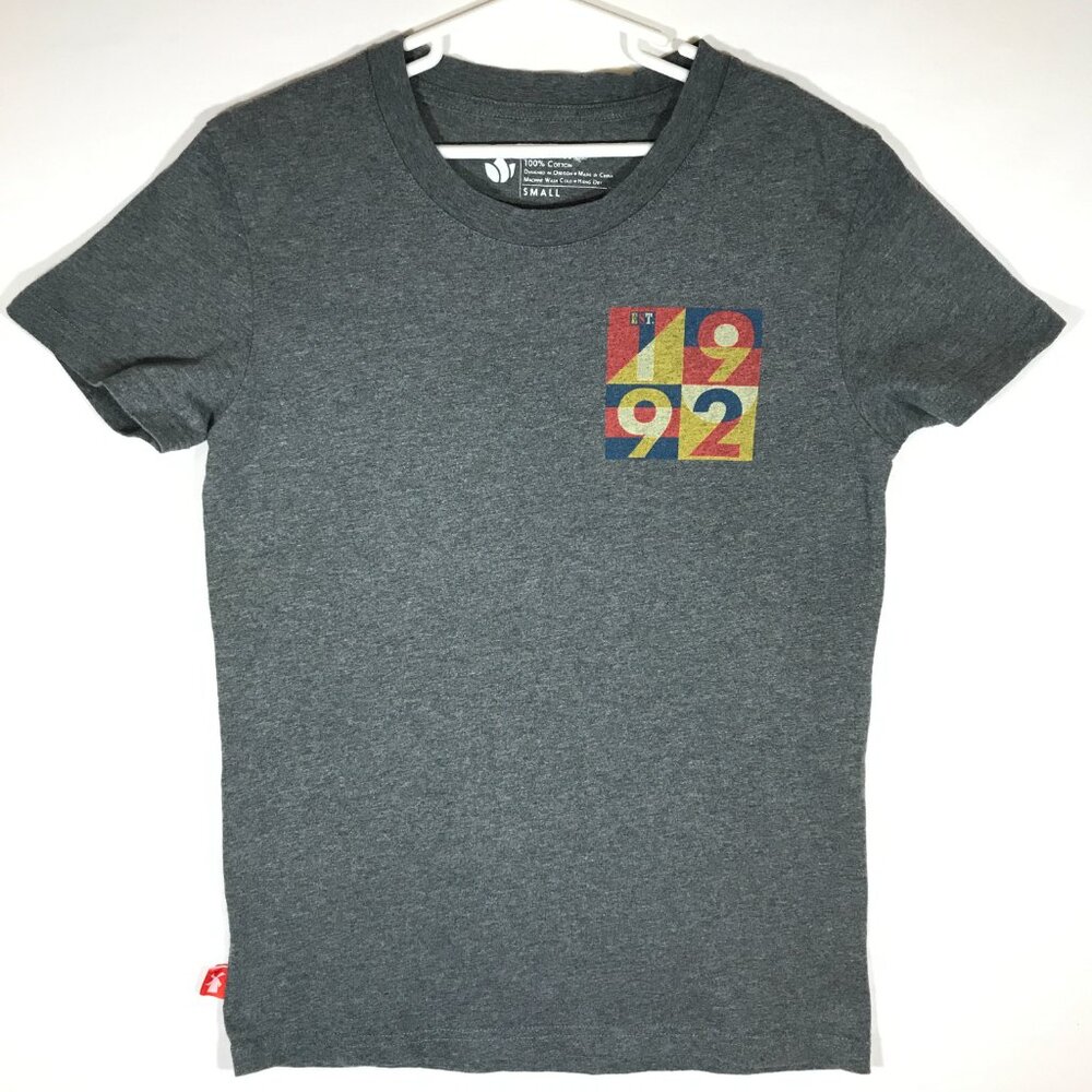 Dutch Bros Coffee T-shirt Short Sleeve Tee Top Est 1992 Graphic Grey Youth Small